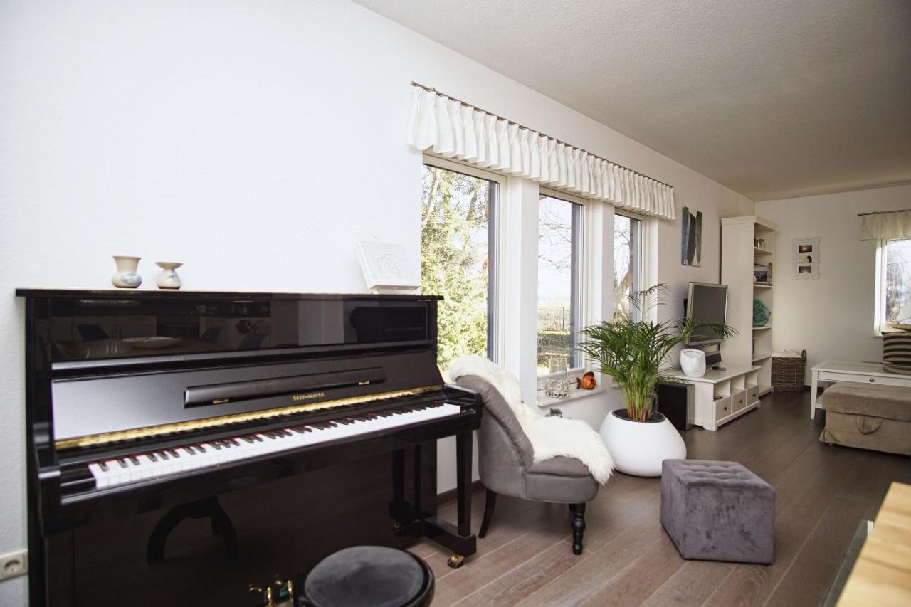 Komfortables Haus Mit Kamin, Sauna, Garten, Terrasse - Ferienhaus Sternschnuppe Wiek auf Rügen Exterior foto